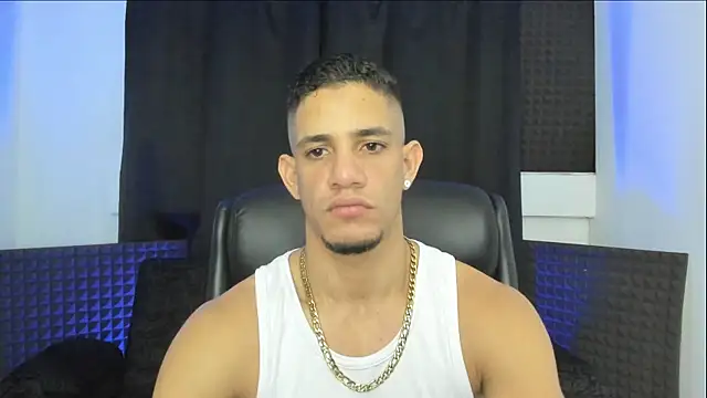 jhonnysnow17 online show from June 25, 1:05 am