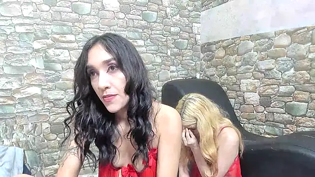 chicamir22 online show from December 6, 11:47 pm