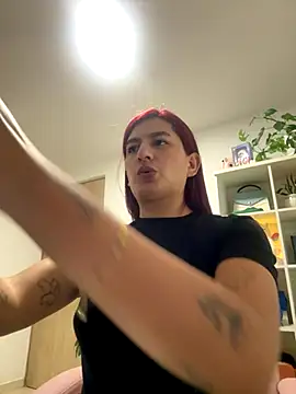 ari artis online show from November 22, 7:29 am