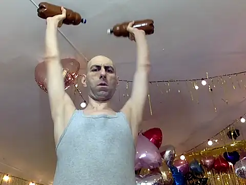 HandsomeAlfie online show from January 17, 2:16 am