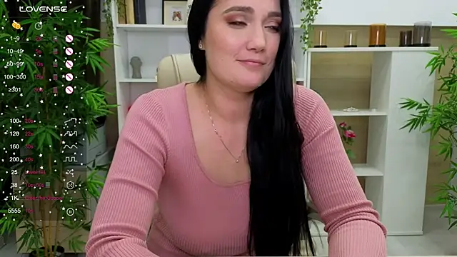 SelineSole online show from December 9, 11:34 pm