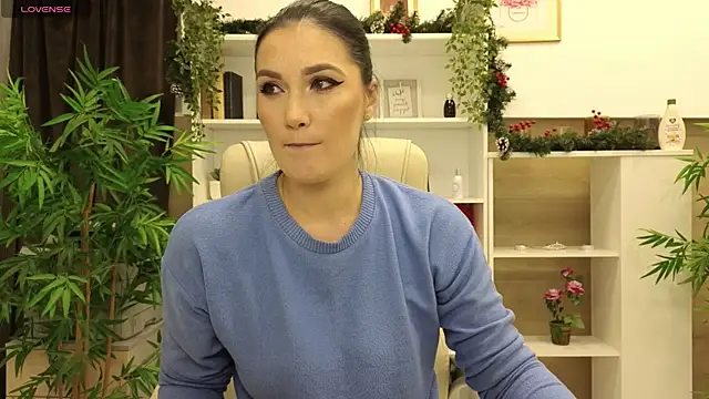 SelineSole online show from December 17, 4:53 pm