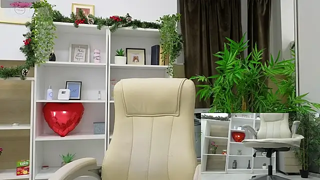 SelineSole online show from January 3, 4:06 pm