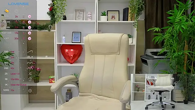 SelineSole online show from January 3, 7:07 pm