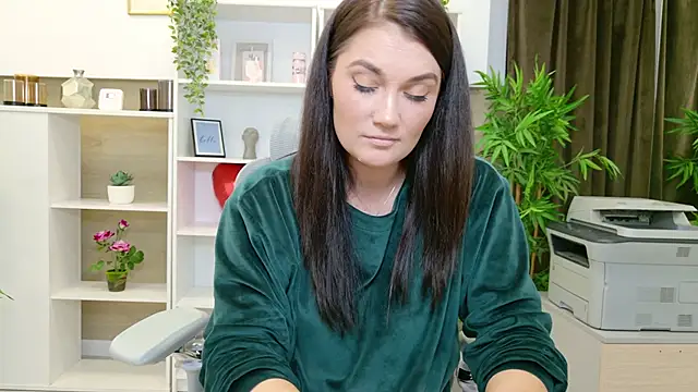 SelineSole online show from October 17, 3:47 pm