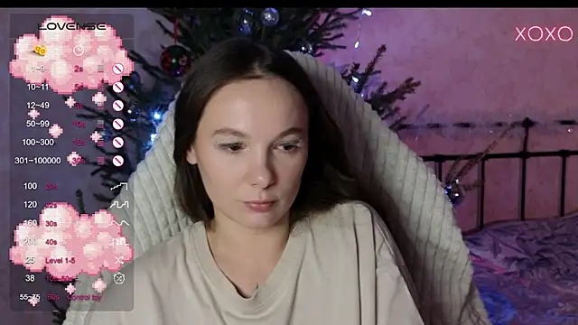 Snapshot of lil_luna_x chatting on December 31, 4:04 pm lil luna x online show from December 31, 4:04 pm