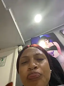 Aluna sweet online show from October 8, 7:44 pm