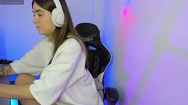  alicerosse2 online show from October 21, 4:13 am