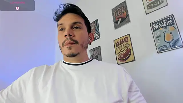 alejandro stark online show from February 22, 3:21 pm