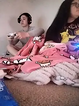 LiverandBrat77 online show from January 8, 8:55 pm