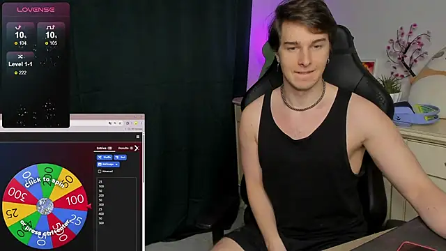 Snapshot of Vincent_Strong chatting on November 1, 9:11 am Vincent Strong online show from November 1, 9:11 am