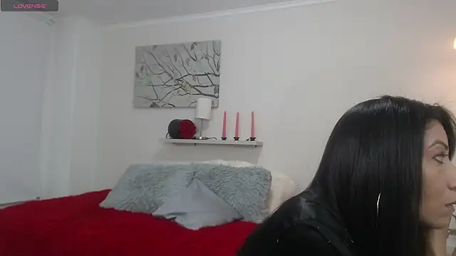sofia perez    online show from June 19, 8:23 pm