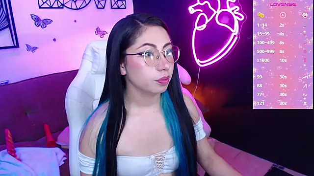 demyanderson  online show from December 7, 7:10 pm