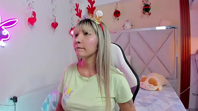 Happy tits online show from December 23, 8:14 pm