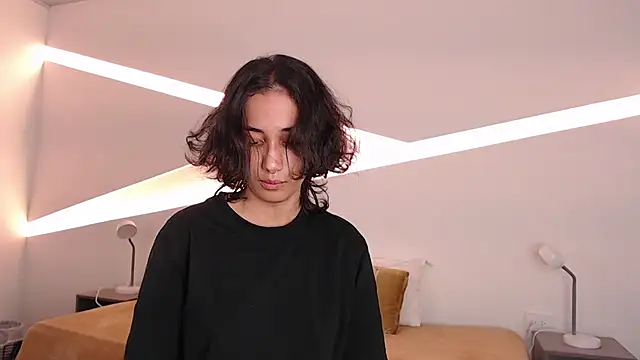 Snapshot of hot_little_bunny chatting on January 4, 7:34 pm hot little bunny online show from January 4, 7:34 pm