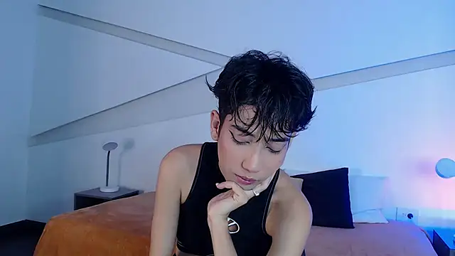 Snapshot of hot_little_bunny chatting on February 19, 8:31 pm hot little bunny online show from February 19, 8:31 pm