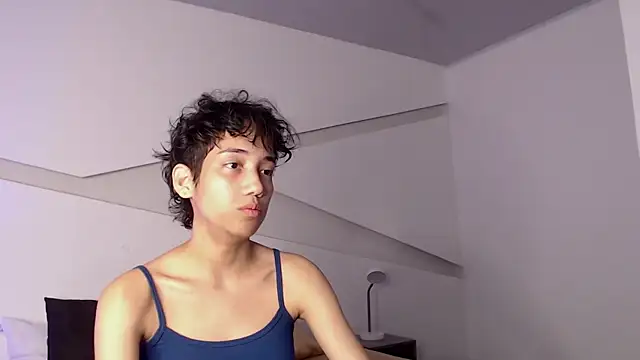 Snapshot of hot_little_bunny chatting on March 9, 9:14 pm hot little bunny online show from March 9, 9:14 pm