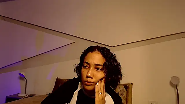 Snapshot of hot_little_bunny chatting on September 8, 9:36 pm hot little bunny online show from September 8, 9:36 pm