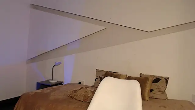 Snapshot of hot_little_bunny chatting on September 26, 8:46 pm hot little bunny online show from September 26, 8:46 pm