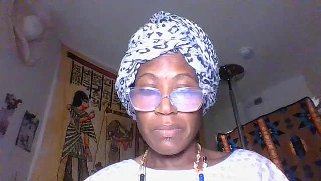 Snapshot of MinnysotaWinter500 chatting on July 22, 5:54 am MinnysotaWinter500 online show from July 22, 5:54 am