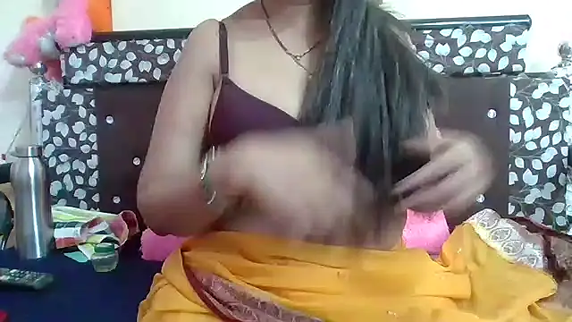 NautyBabe online show from December 18, 11:27 am