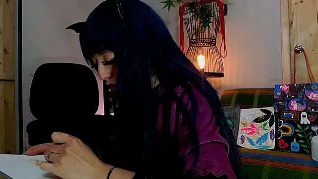 Snapshot of VickyJackson_ chatting on December 10, 1:54 am VickyJackson online show from December 10, 1:54 am