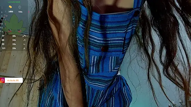 Snapshot of VickyJackson_ chatting on February 5, 7:53 pm VickyJackson online show from February 5, 7:53 pm