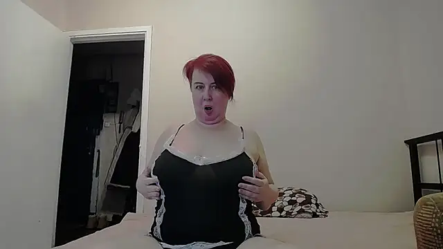 NikolRedMilf online show from January 26, 6:38 am