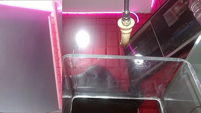 Snapshot of sammyEvans__ chatting on April 10, 10:25 pm sammyEvans online show from April 10, 10:25 pm