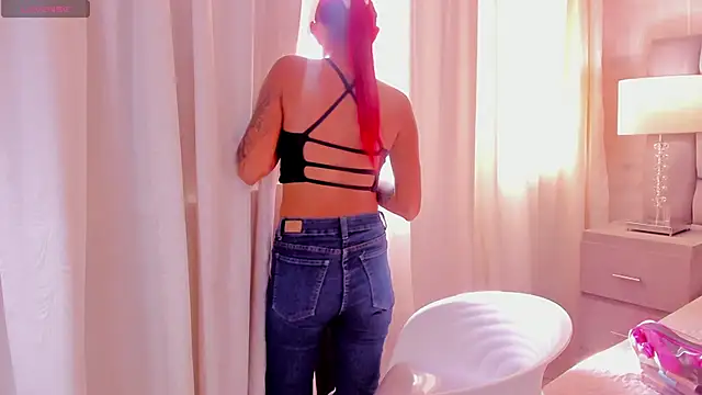 CinthiaCollins online show from January 30, 9:04 pm