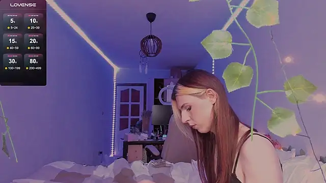 Snapshot of _eva__pleasure_ chatting on December 4, 8:34 am eva pleasure online show from December 4, 8:34 am