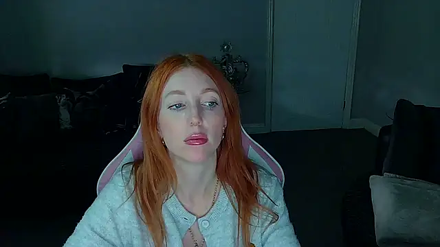 Red firesquirt online show from March 11, 1:56 pm