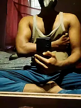 Snapshot of xxxhugedick0001 chatting on January 12, 8:25 am xxxhugedick0001 online show from January 12, 8:25 am