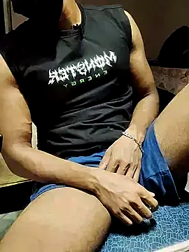 Snapshot of xxxhugedick0001 chatting on August 5, 2:53 pm xxxhugedick0001 online show from August 5, 2:53 pm