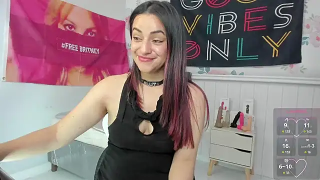 LovelyAzucena online show from December 2, 3:58 pm