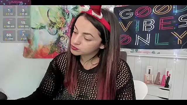 LovelyAzucena online show from December 24, 2:01 pm