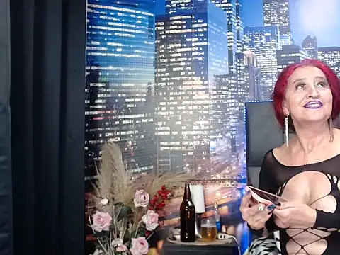 Lucy mature8 online show from October 31, 12:33 am