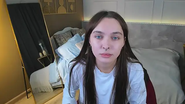 Snapshot of ChloeSunny chatting on May 30, 2:03 pm ChloeSunny online show from May 30, 2:03 pm