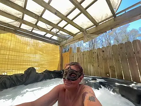 Snapshot of prainxxx22 chatting on March 17, 6:11 pm prainxxx22 online show from March 17, 6:11 pm