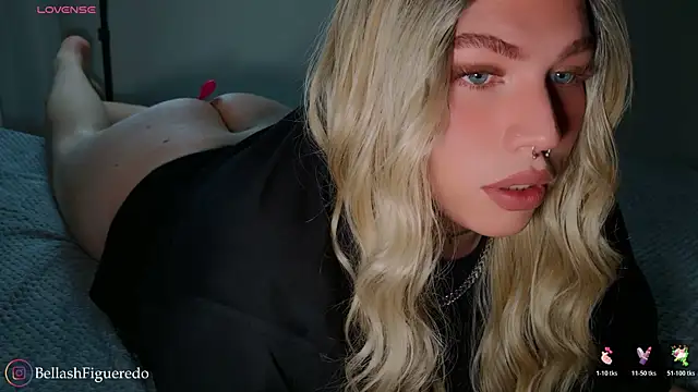 IsabellaFigueredo   online show from November 18, 12:27 am