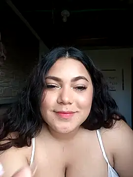 girl milk2 online show from December 9, 9:16 pm