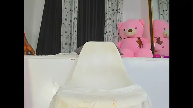 Yummy squirter online show from December 17, 4:56 am