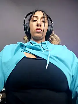 Snapshot of Hotasiansensation chatting on October 15, 10:04 am Hotasiansensation online show from October 15, 10:04 am