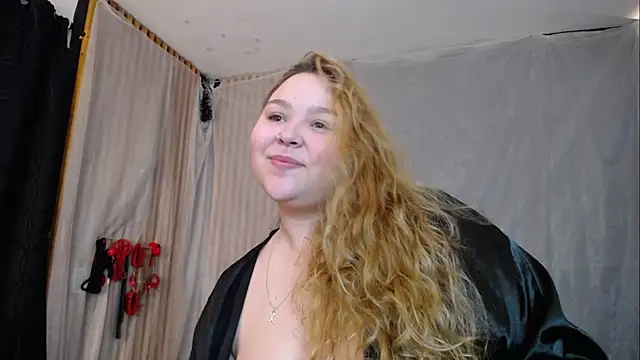 julia sweet 1 online show from January 31, 4:36 am