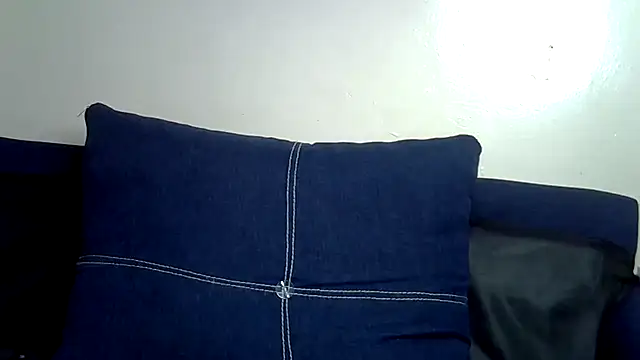 Snapshot of Enkarxx chatting on April 24, 12:18 pm Enkarxx online show from April 24, 12:18 pm