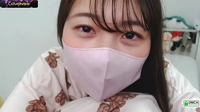 SUZU  online show from February 8, 8:42 pm