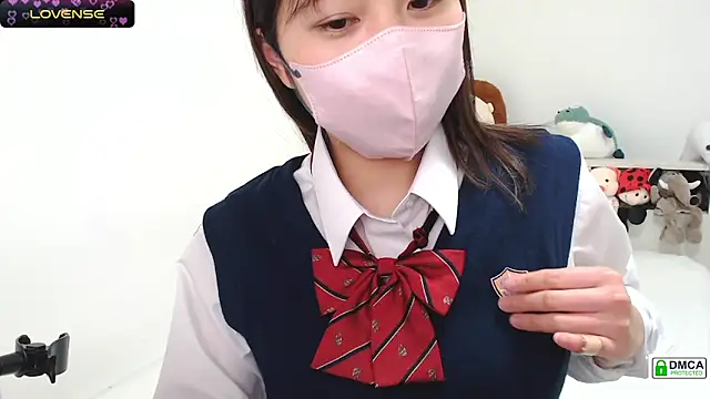 SUZU  online show from February 11, 3:08 pm