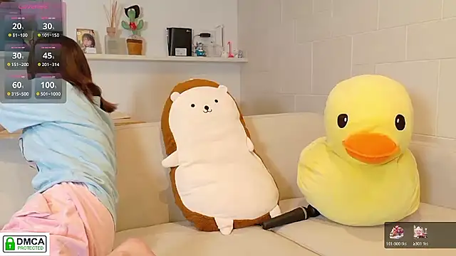 SUZU  online show from September 30, 12:10 pm