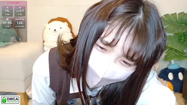 SUZU  online show from March 6, 12:45 pm