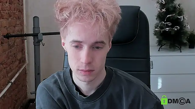 Snapshot of _tokyo_ghoul chatting on March 21, 10:20 am tokyo ghoul online show from March 21, 10:20 am